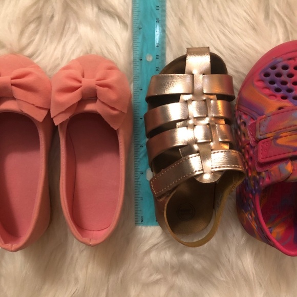 Size 26 pink toddler girl shoes—READ - Picture 11 of 13